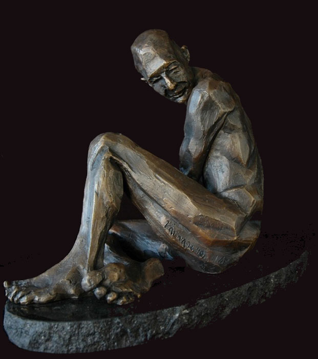 Invictus bronze sculpture by David Varnau