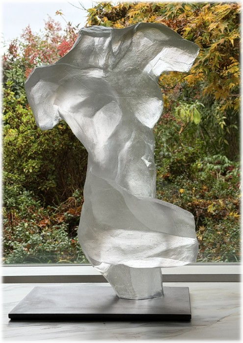 Chatoyant glass sculpture by David Varnau