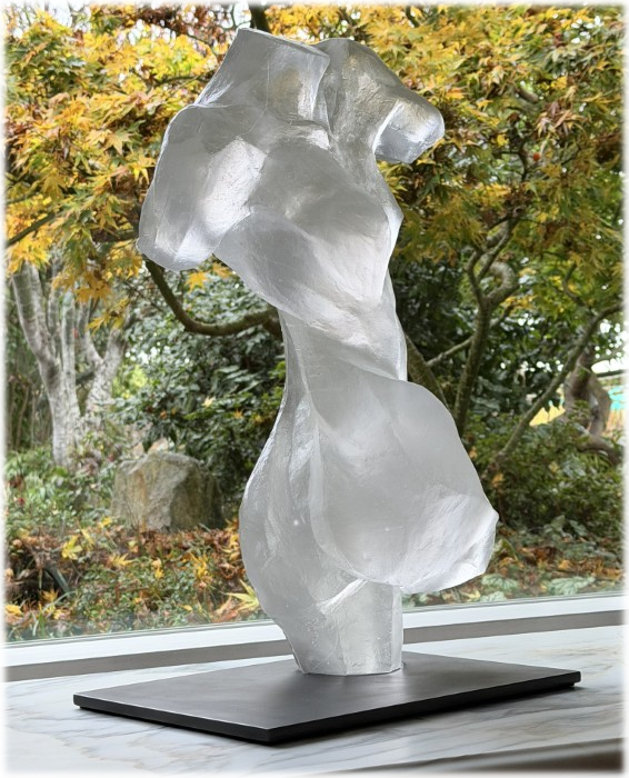Chatoyant glass sculpture by David Varnau